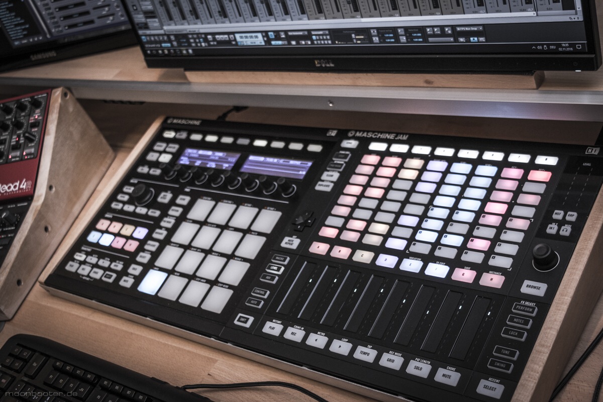 Native Instruments Maschine